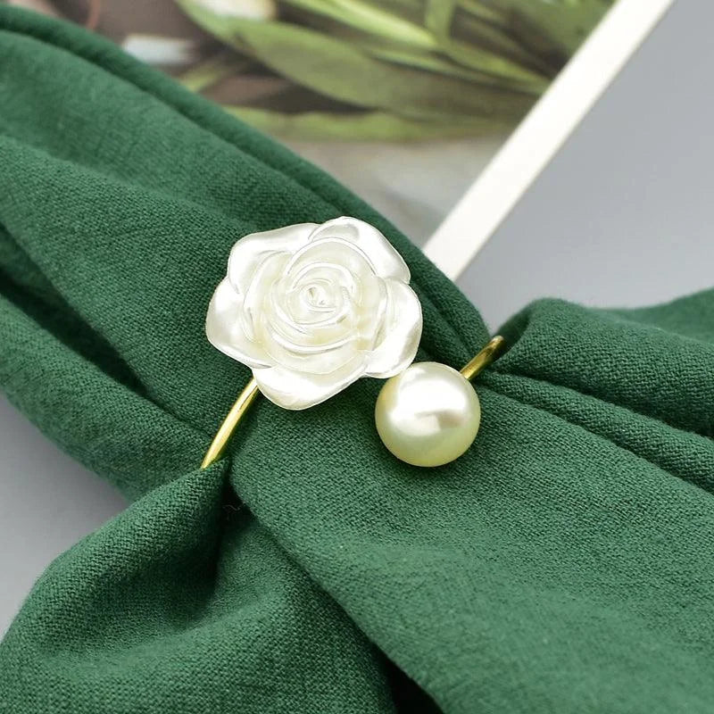 Anéis para Guardanapo Metálicos com Flores Pérola Mesa Lenogue 6 Unidades