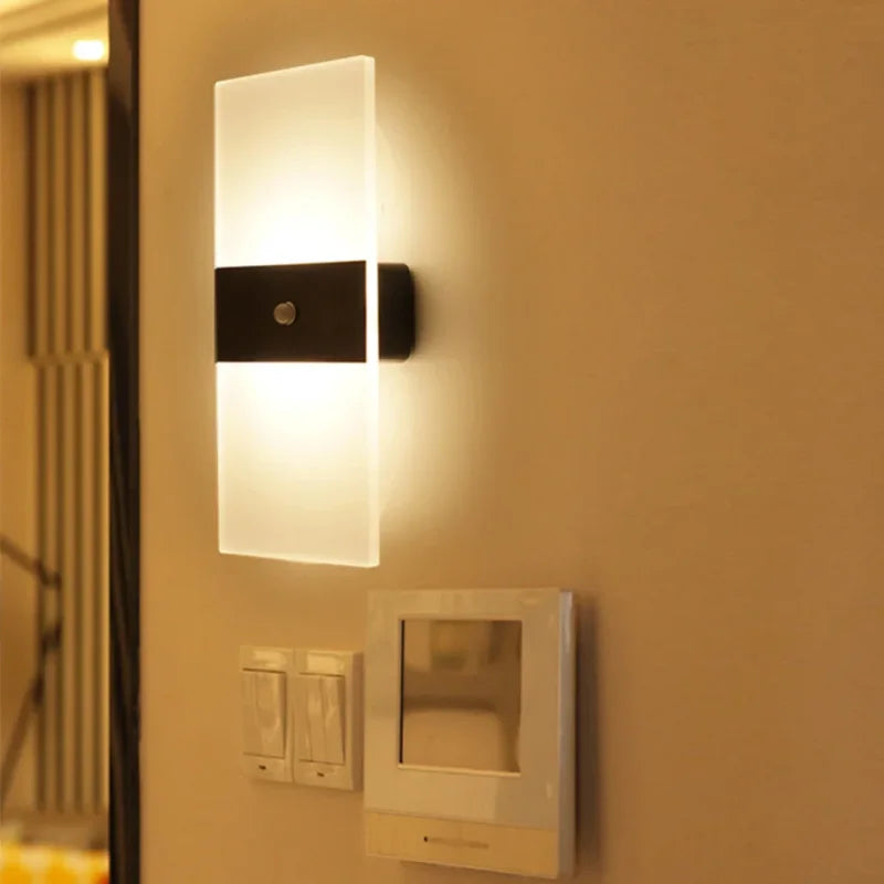Arandela Led de Parede com Sensor Touch e Usb para Quarto Lenogue Preto (sensor ao Toque)