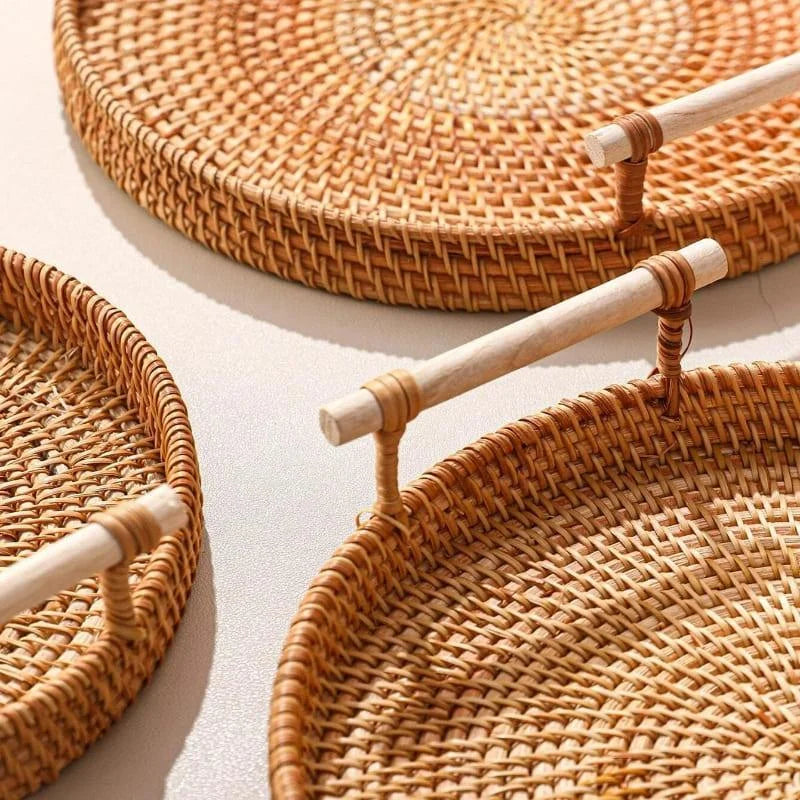 Bandeja Redonda de Vime em Rattan Feita à Mão para Mesa e Decoração Lenogue