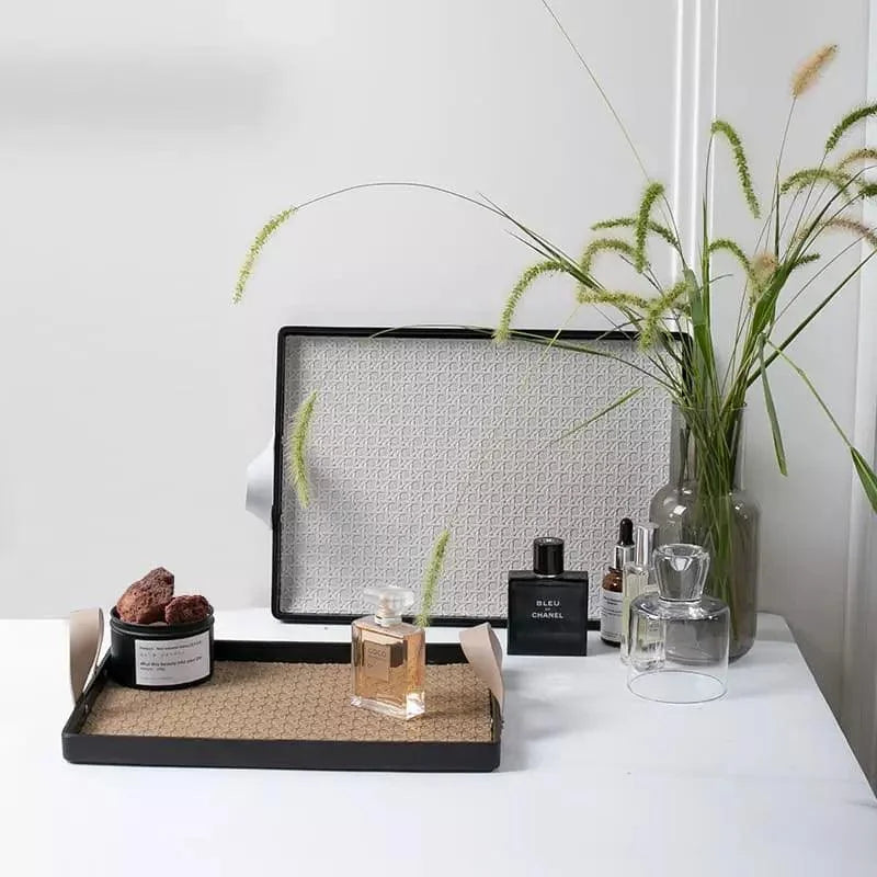 Bandeja Retangular Decorativa com Alça para Banheiro e Sala Lenogue