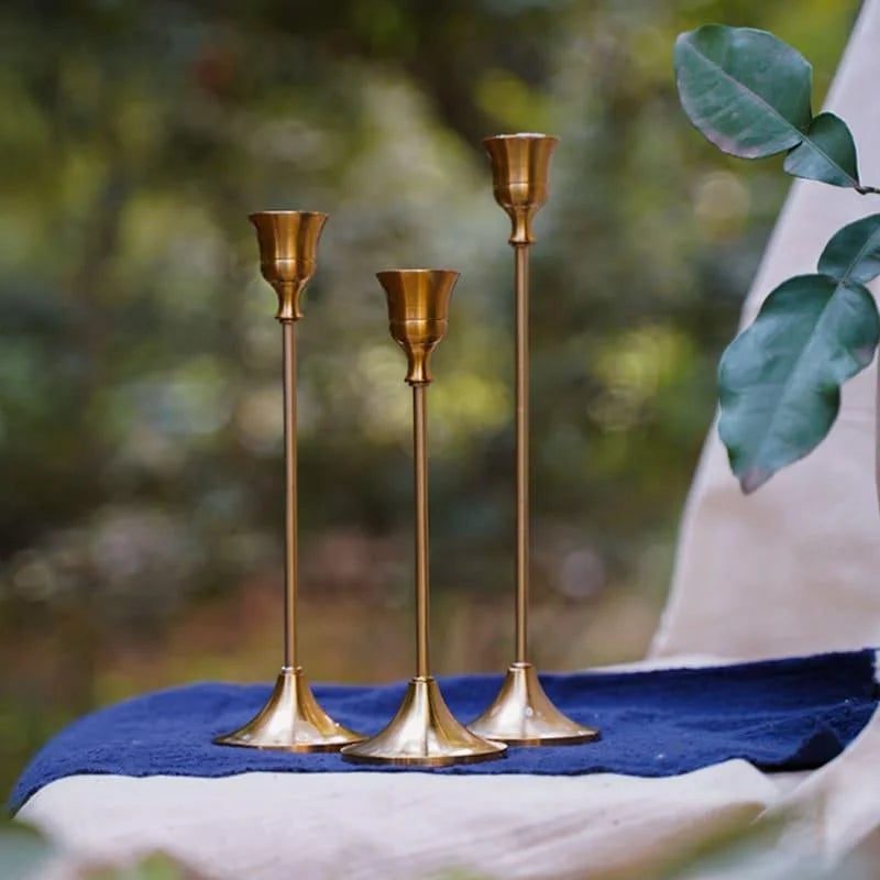 Candelabro Retrô de Metal para Velas e Decoração Clássica Lenogue Dourado (3 Peças)