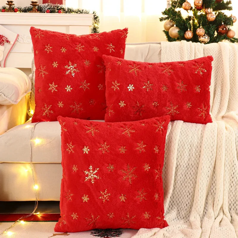 Capa de Almofada Natalina Plush com Paetê Dourado Bordado Lenogue