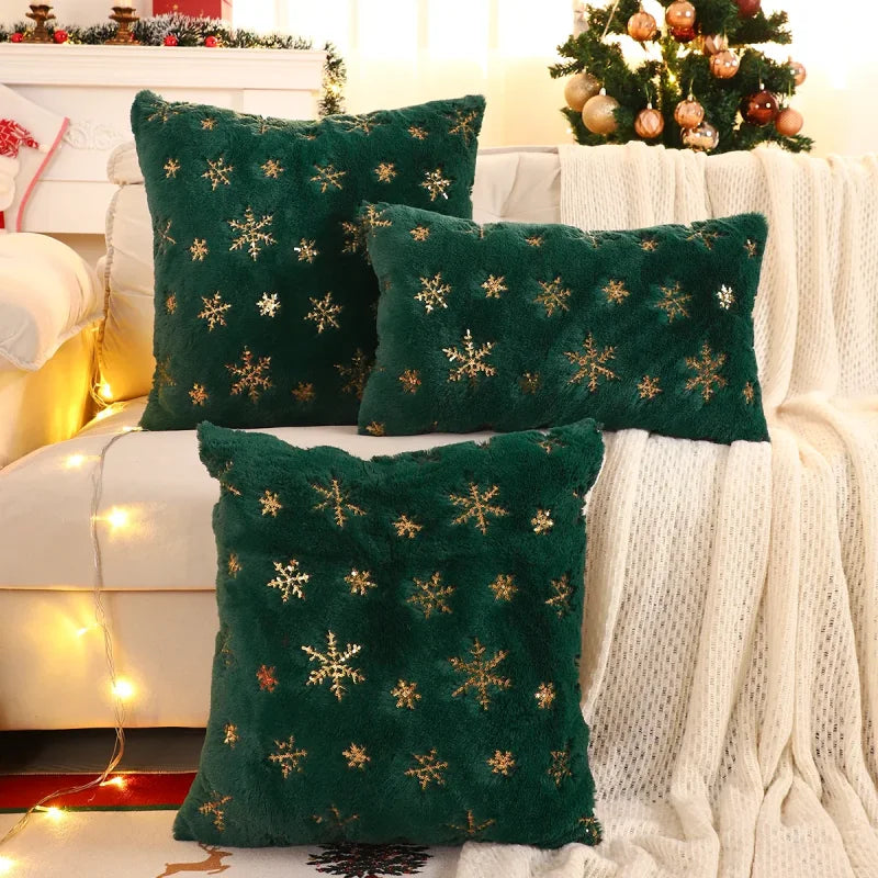 Capa de Almofada Natalina Plush com Paetê Dourado Bordado Lenogue