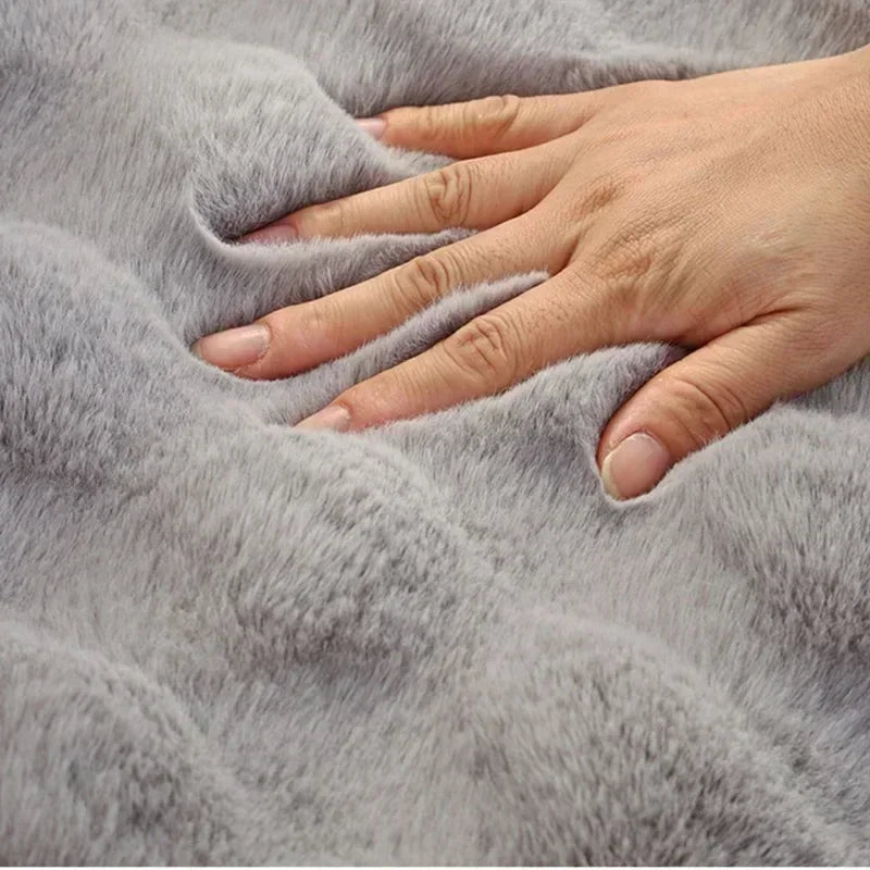 Capa Protetora para Sofá em Veludo Cristal Cinza Escuro Lenogue