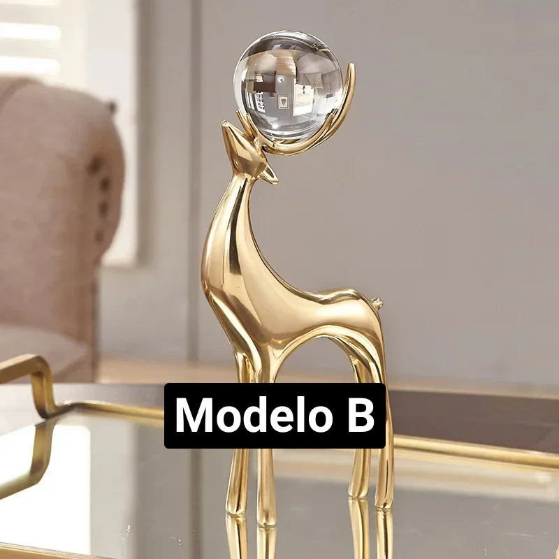 Escultura de Cervo Dourado com Bola Cristal para Sala e Escritório Lenogue Mod. b
