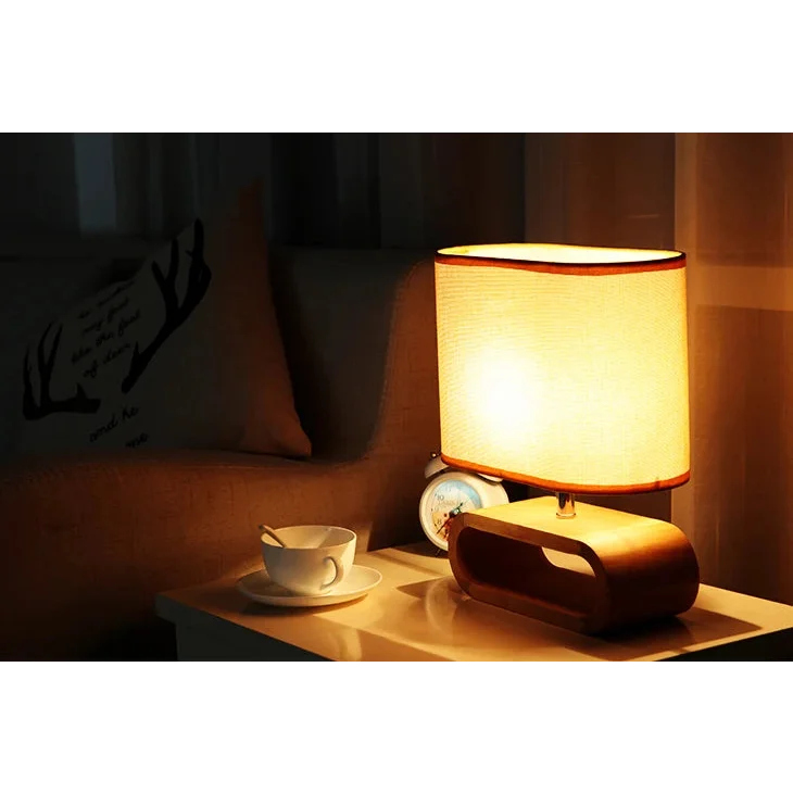 Luminária Mesa Base de Madeira Nórdica e Cúpula Tecido Lenogue