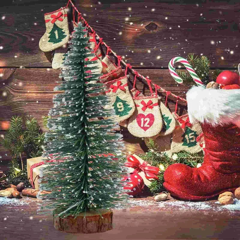 Mini árvore de Natal Pinheiro Nevado para Decoração Natalina Lenogue 10 Unidades Verdes