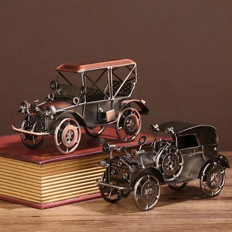 Miniatura de Carro Antigo em Metal para Decoração Retrô Lenogue Cobre Vintage