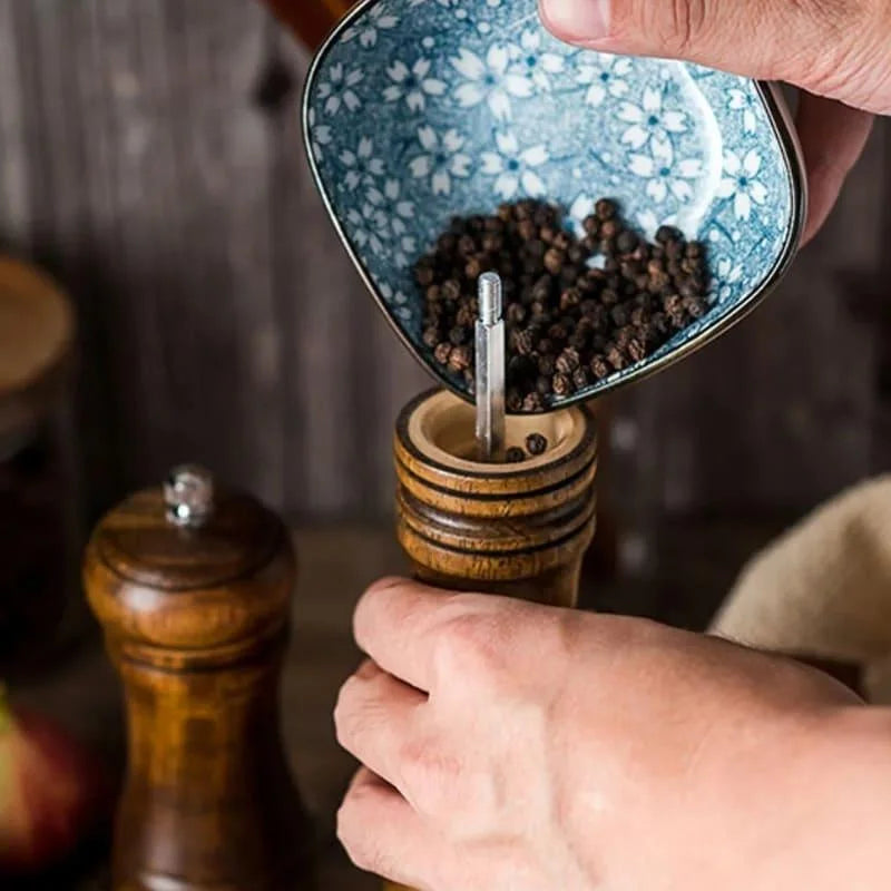 Moedor Manual de Pimenta e Temperos em Madeira Lenogue