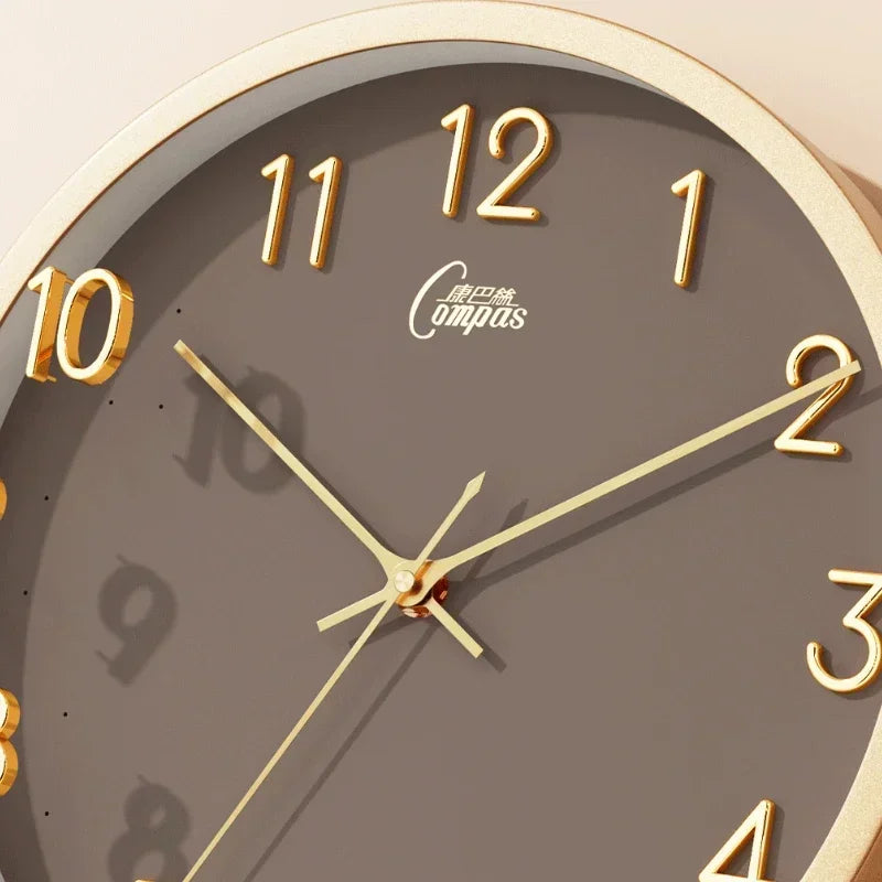 Relógio de Parede em Madeira Circular com Pêndulo para Sala Lenogue