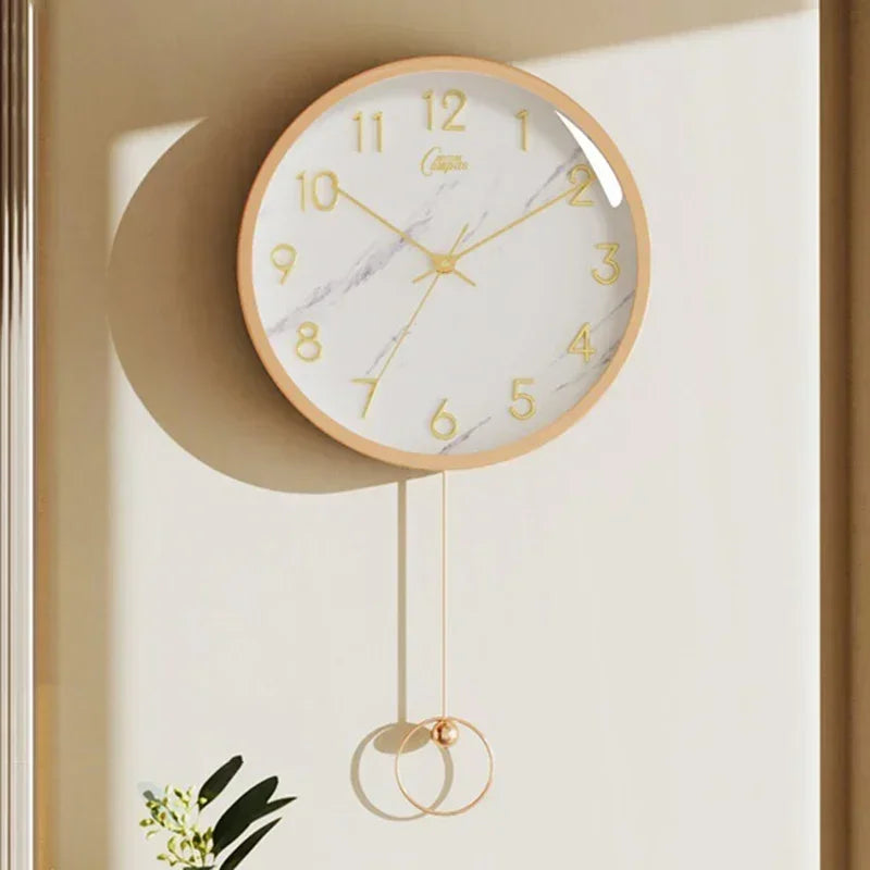 Relógio de Parede em Madeira Circular com Pêndulo para Sala Lenogue Branco