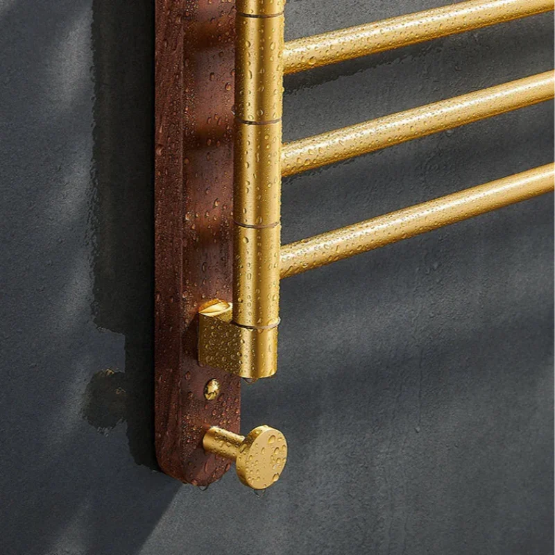 Toalheiro de Parede Escovado Dourado com Madeira Nogueira Lenogue