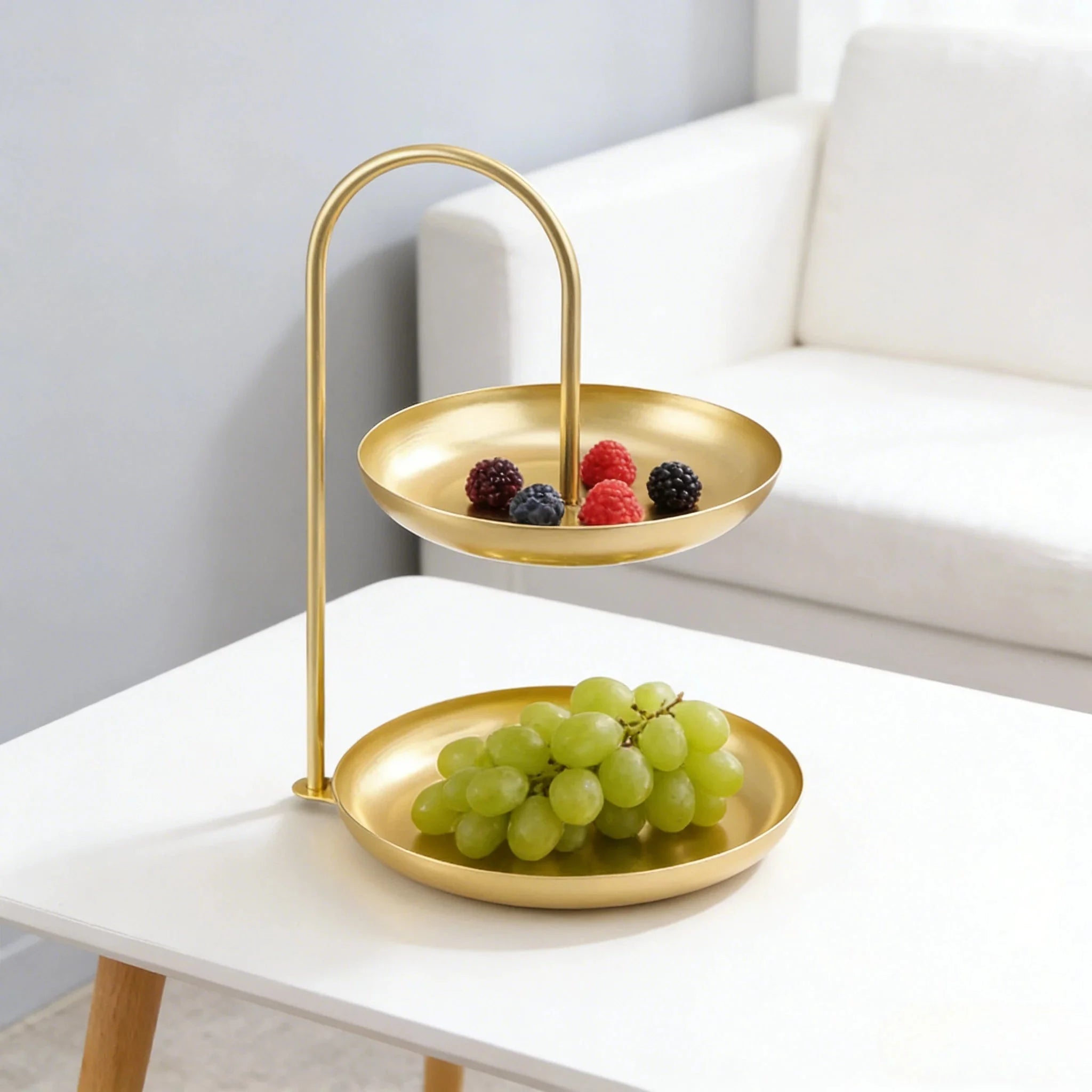 Bandeja de Ferro Minimalista para Decoração e Organização Mesa Lenogue Dourado