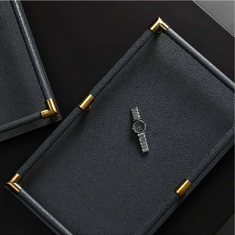 Bandeja Organizadora de Couro com Alças Metálicas Lenogue