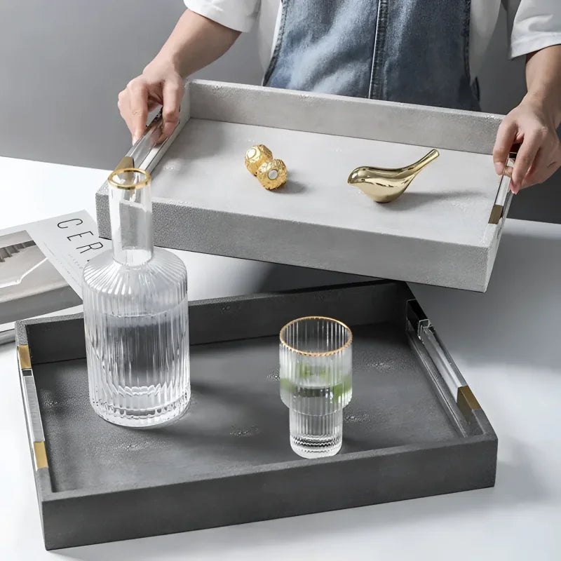 Bandeja Retangular de Couro para Organização e Decoração Lenogue