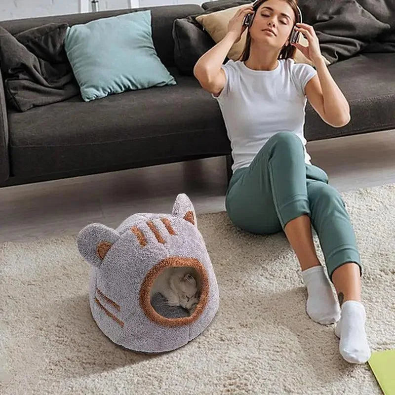 Cama de Inverno em Pelúcia Aconchegante para Gatos Lenogue