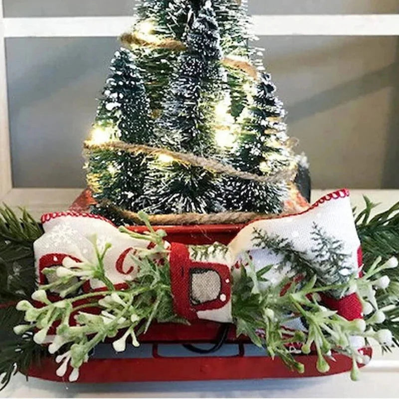 Caminhão Vermelho de Natal com Luzes e Ornamento em Resina Lenogue