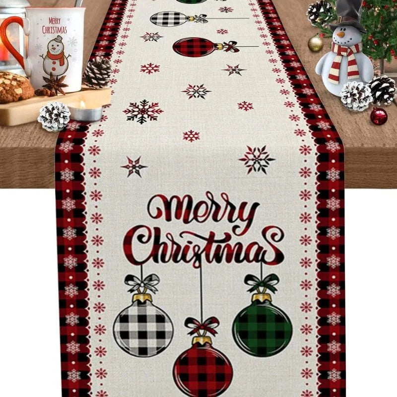 Caminho de Mesa Natalino em Algodão para Decoração Lenogue Branco (pingentes) / 150 x 33 Cm