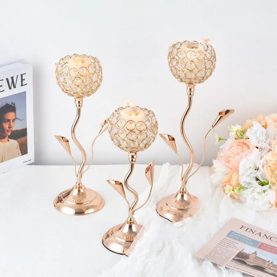 Castiçal Flores Lumière Design Clássico Dourado Lenogue