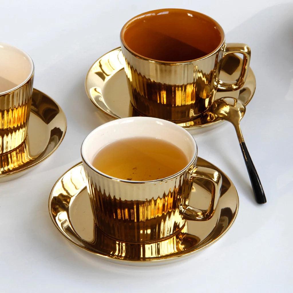 Conjunto de Xícara de Chá e Pires de Cerâmica Banhada a Ouro Estilo Europeu Lenogue