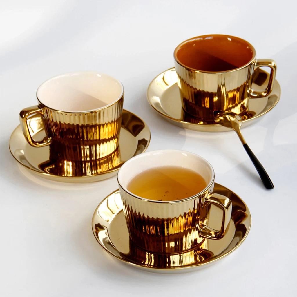 Conjunto de Xícara de Chá e Pires de Cerâmica Banhada a Ouro Estilo Europeu Lenogue