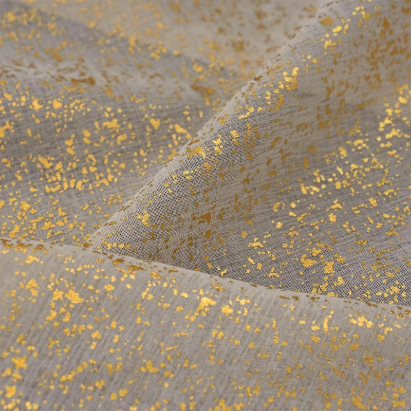 Cortina Voil Translúcido com Brilho Dourado e Ilhós Lenogue