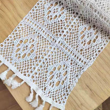 Decoração Trilho de Mesa Vintage em Crochê de Algodão Lenogue
