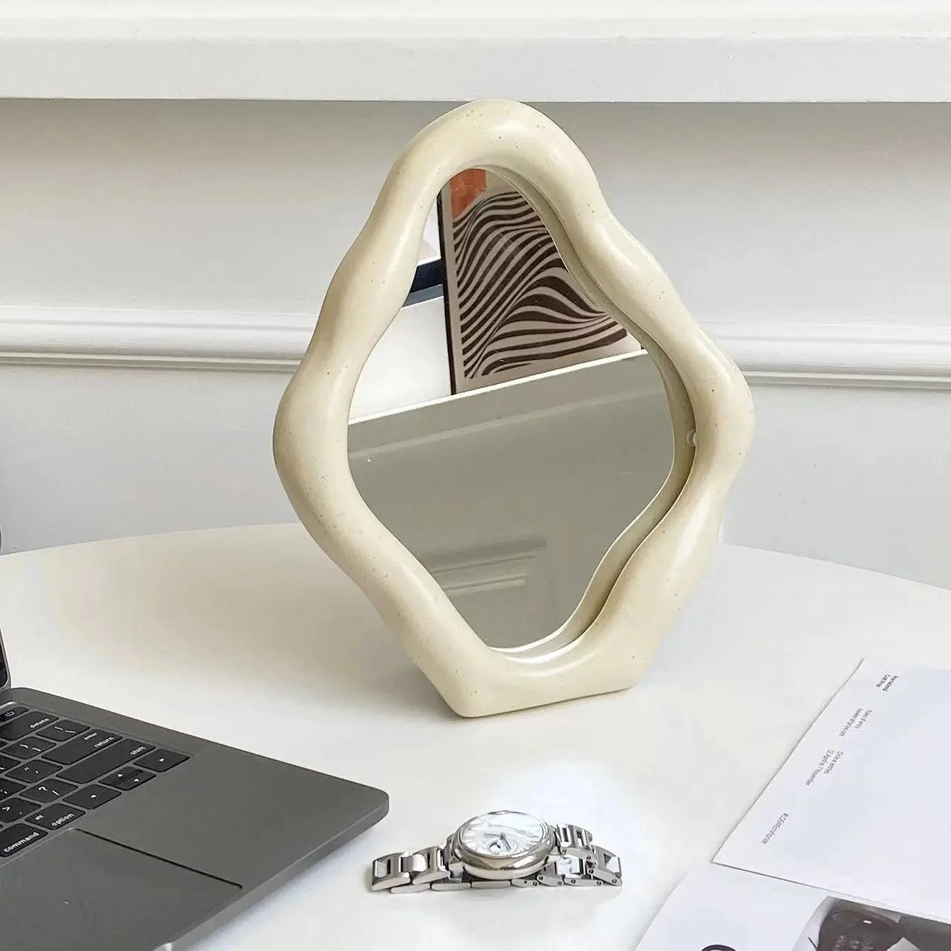 Espelho de Mesa Oval Prateado para Maquiagem e Decoração Lenogue Bege