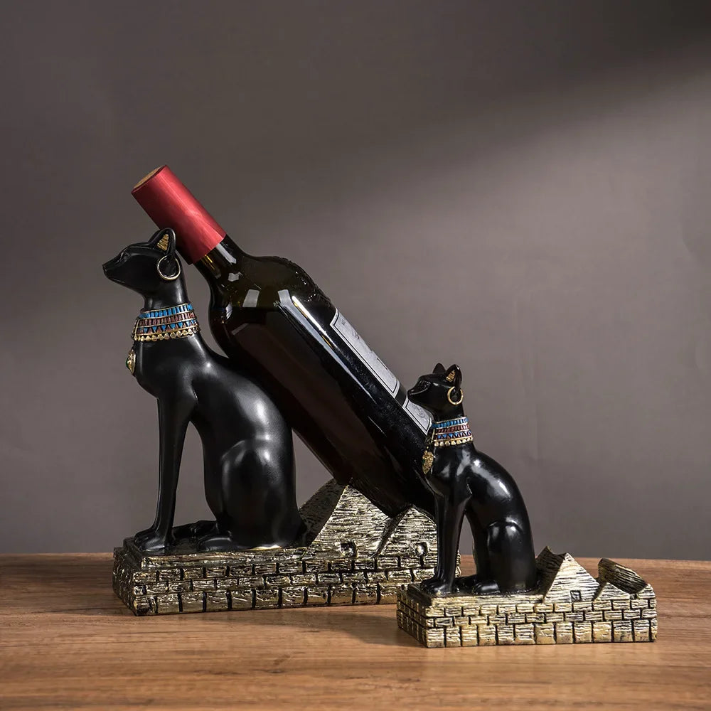 Suporte para Vinho Anúbis em Resina Estilo Egípcio Lenogue